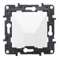 Niloe Step dangtelis kabelio išvedimui